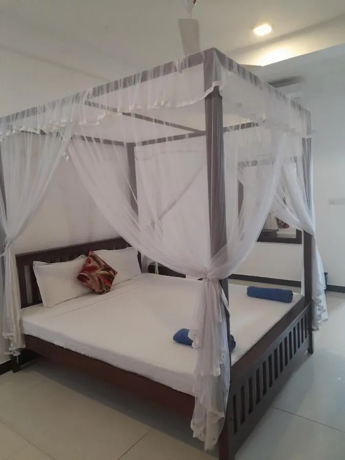 Hotel Marine At Negombo Beach 3*,  Sri Lanka