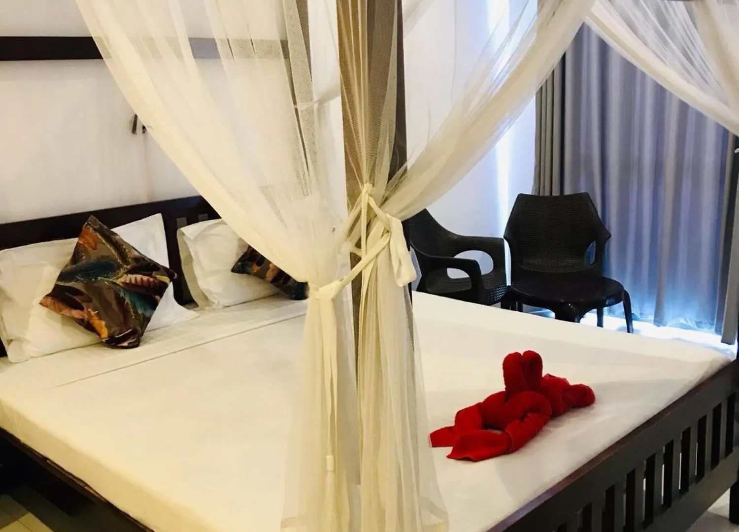 Hotel Marine At Negombo Beach