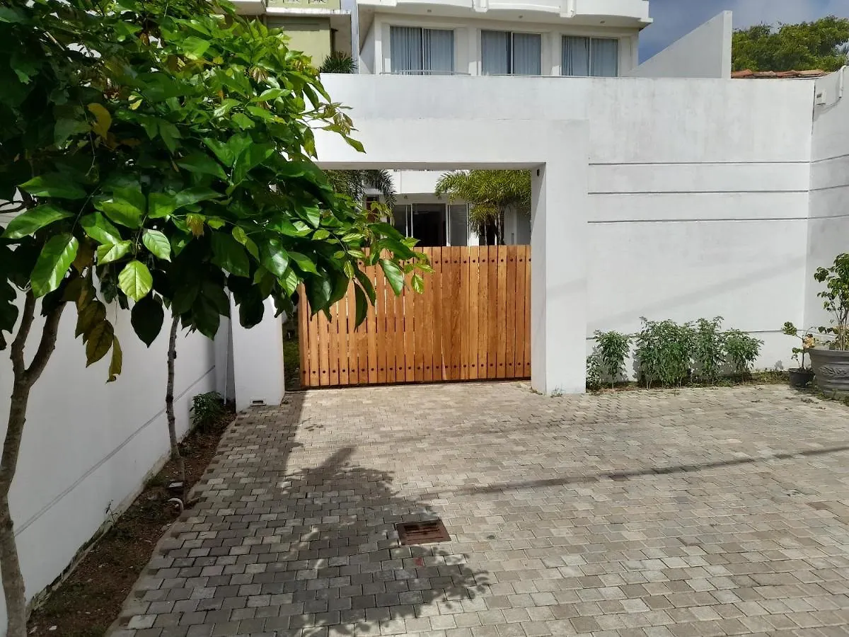 Guest house Hotel Marine At Negombo Beach